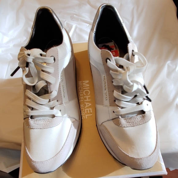 Michael Kors Shoes - NWT- MICHAEL KORS BILLIE TRAINER-SIZE 10